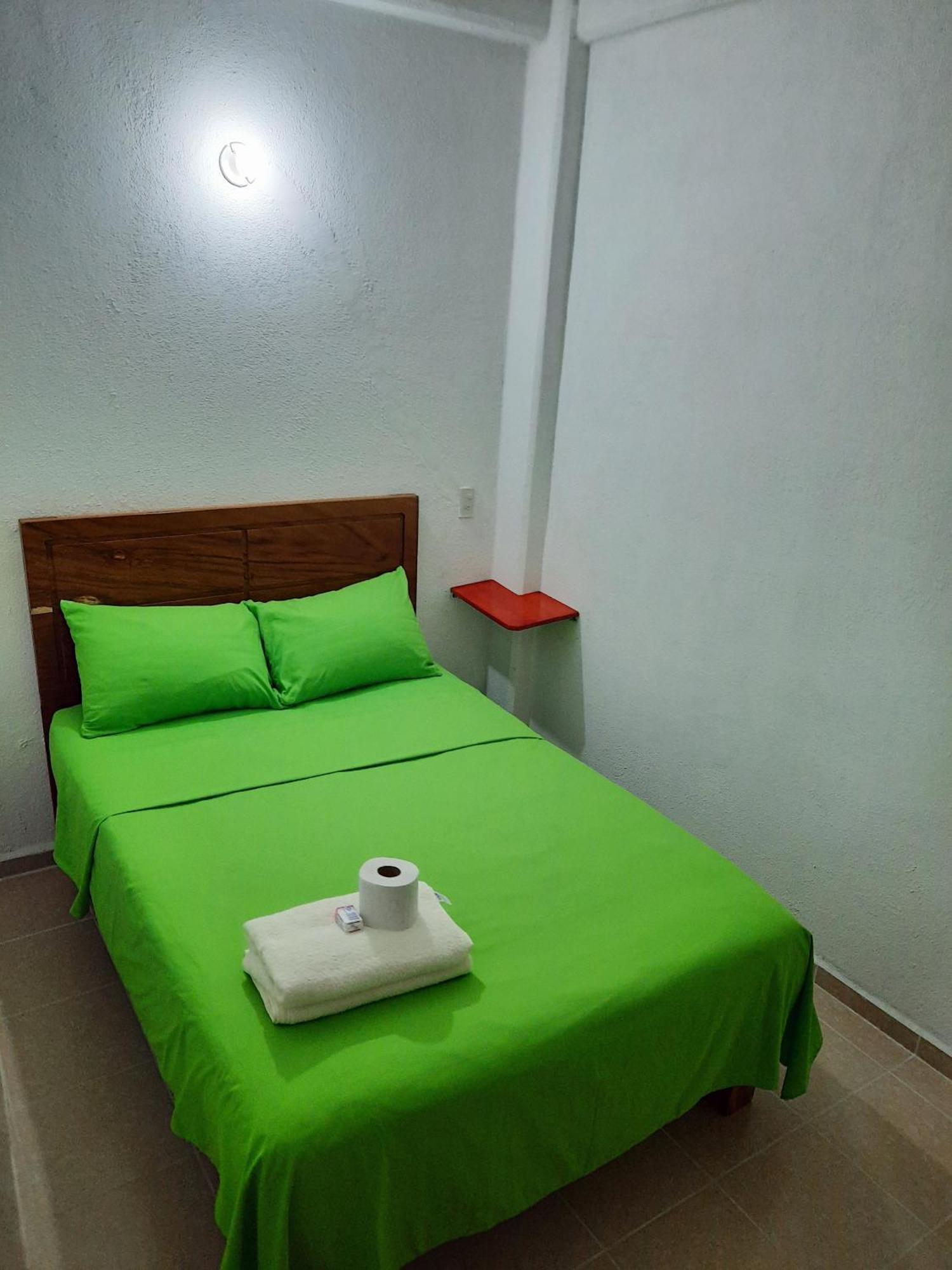 Cataviento Hotel Tecoanapa Habitación foto